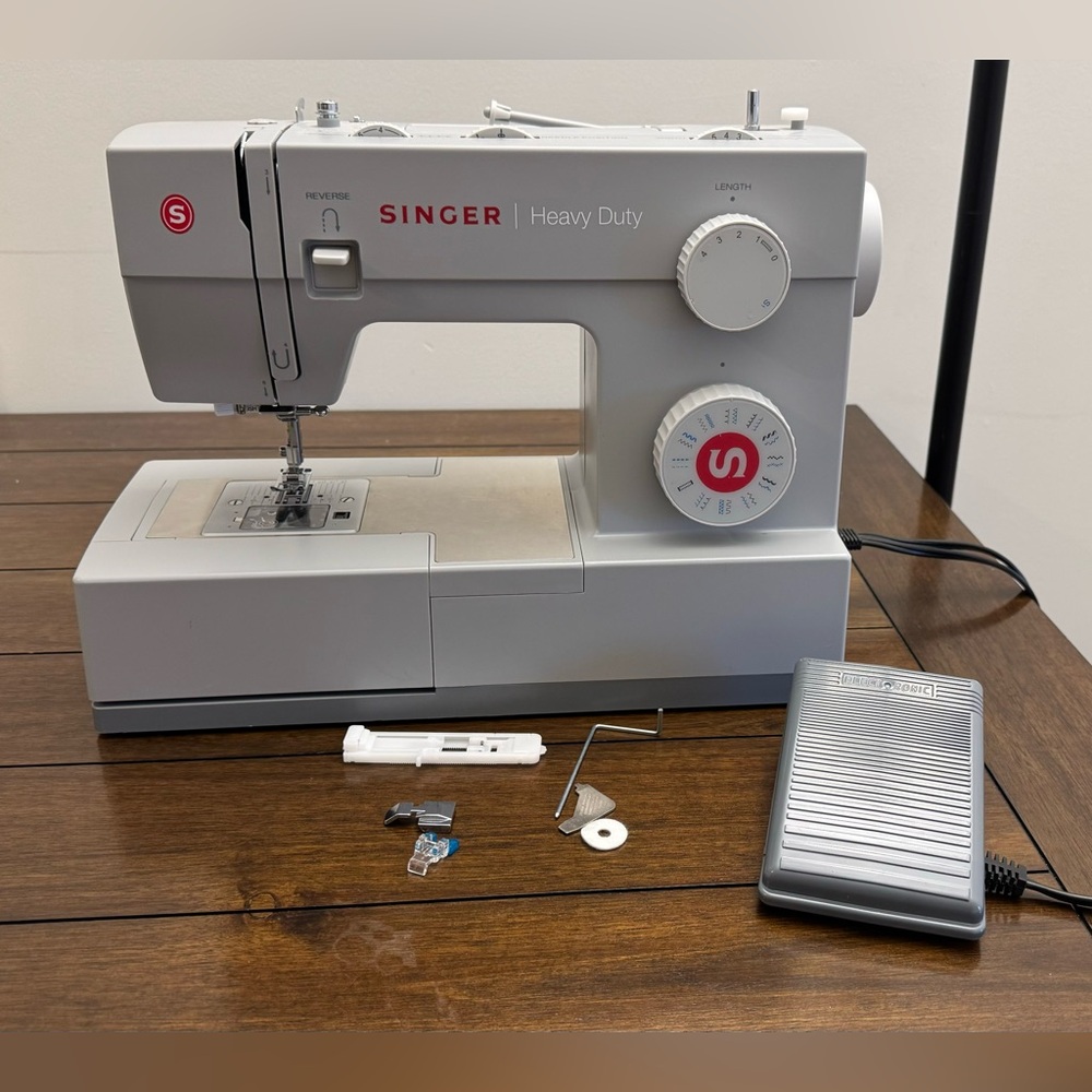 Singer Heavy Duty 4423